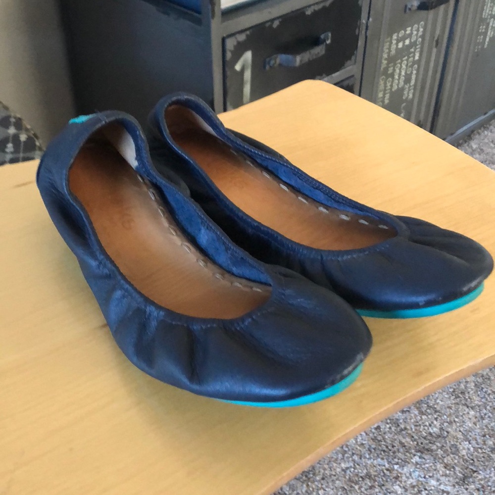 Tieks size 7 EUC